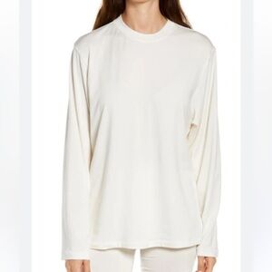 SKIMS Cream Long Sleeve Tee